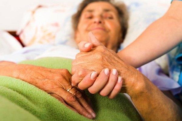 نقش چاقی و افزایش سن در ابتلا به آلزایمر نقش چاقی و افزایش سن در ابتلا به آلزایمر