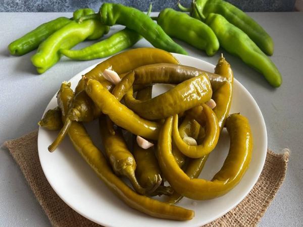 آموزش 7 مدل ترشی فلفل تند و شیرین به روش بازاری، سریع و فوری